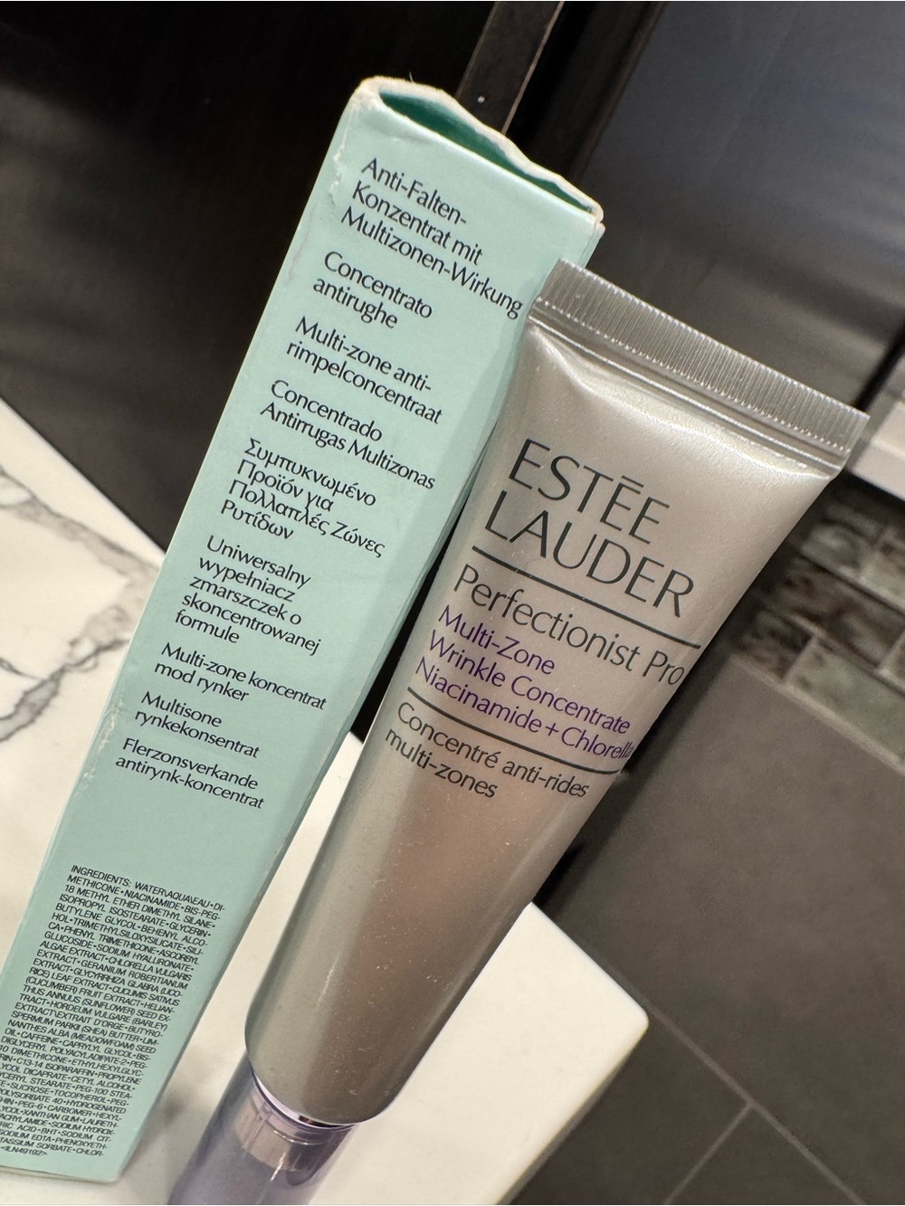 Estée Lauder Perfectionist Pro Multi-Zone Wrinkle Concentrate 25mL-NEW - Picture 4 of 4